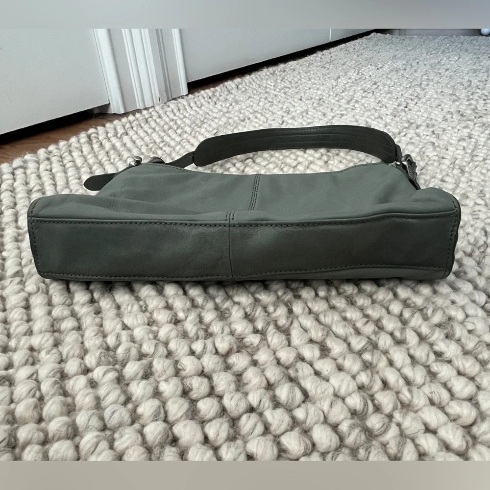Liz Claiborne Olive Green Leather Shoulder Bag